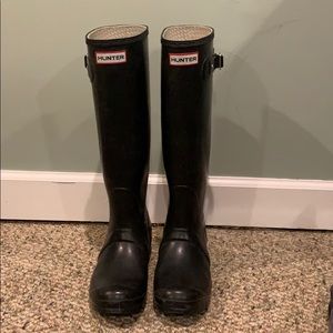 Hunter Original Tall Rain boots..black